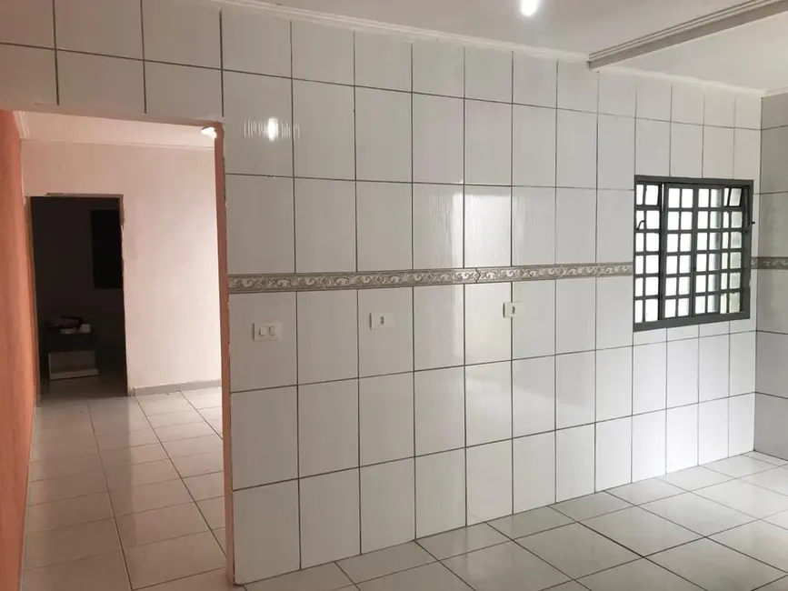 Foto 8 de Casa com 2 quartos à venda, 144m2 em Jardim Ana Rosa, Taubate - SP