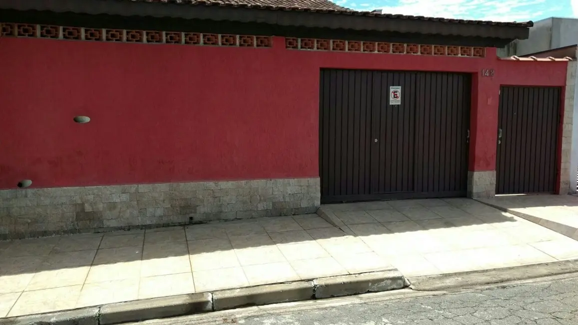 Foto 1 de Casa com 5 quartos à venda, 220m2 em Moreira César, Pindamonhangaba - SP