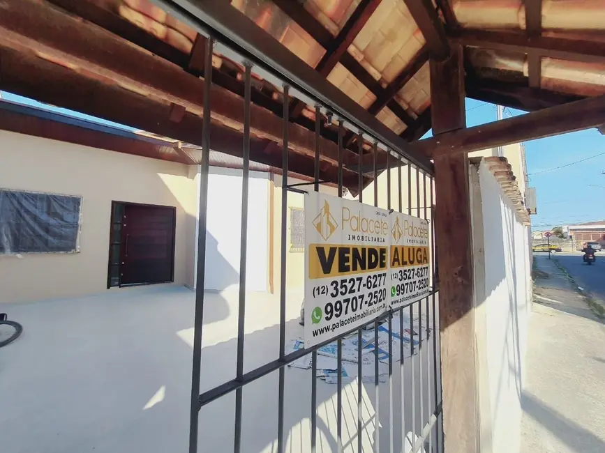 Foto 2 de Casa com 4 quartos à venda, 170m2 em Centro, Pindamonhangaba - SP