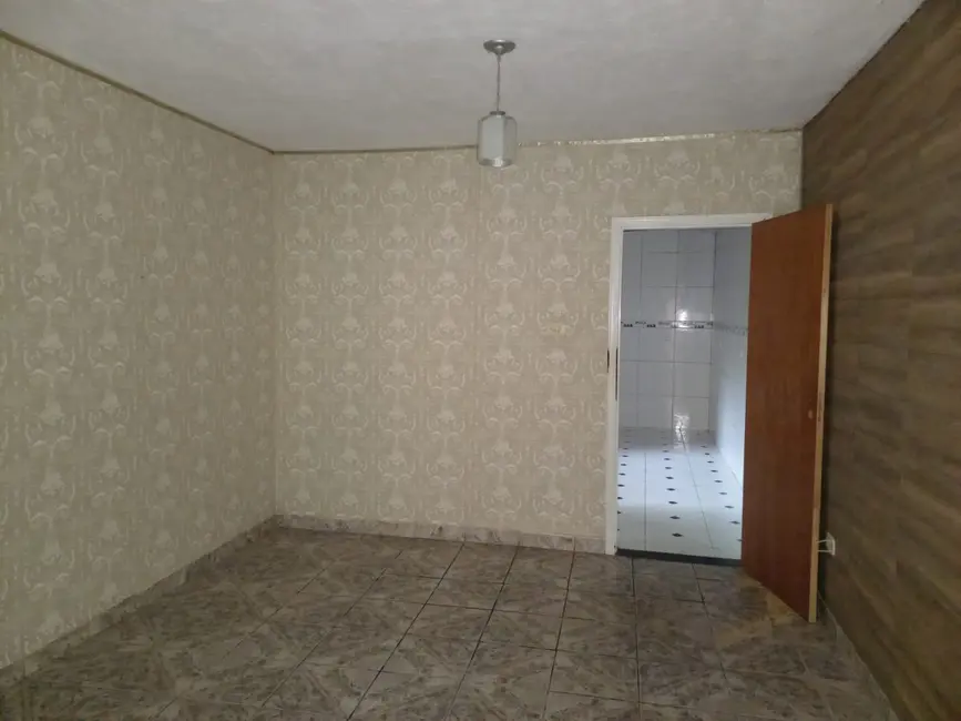 Foto 2 de Casa com 2 quartos à venda, 244m2 em Centro, Tremembe - SP