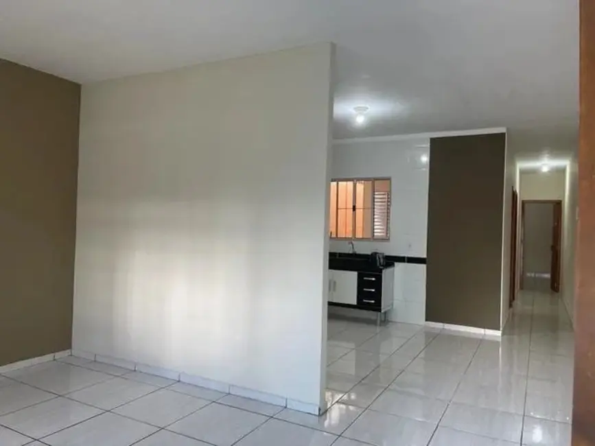 Foto 2 de Casa com 2 quartos à venda, 73m2 em Residencial e Comercial Cidade Jardim, Pindamonhangaba - SP