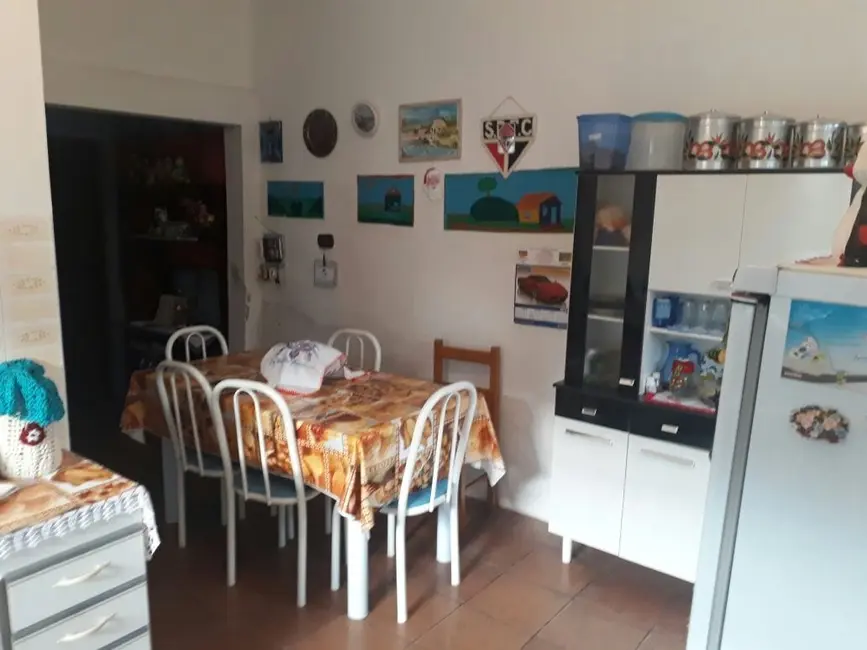 Foto 4 de Casa com 2 quartos à venda, 90m2 em Conjunto Residencial Araretama, Pindamonhangaba - SP