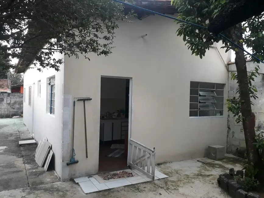 Foto 2 de Casa com 2 quartos à venda, 90m2 em Conjunto Residencial Araretama, Pindamonhangaba - SP