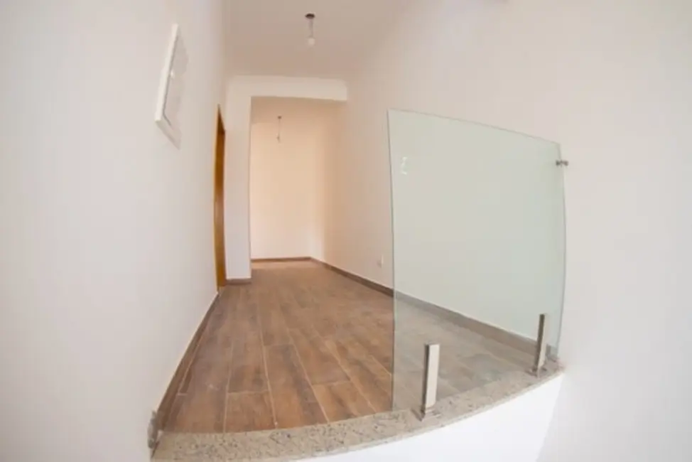 Foto 7 de Sobrado com 3 quartos à venda, 178m2 em Taubate - SP