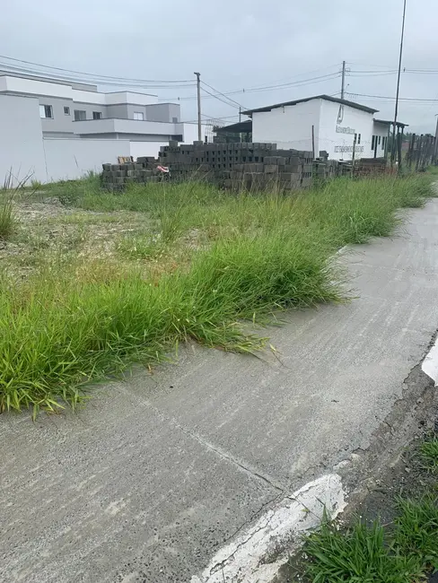 Foto 1 de Sobrado com 2 quartos à venda, 60m2 em Pindamonhangaba - SP