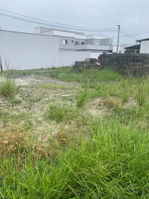 Sobrado com 2 quartos à venda, 60m2 em Pindamonhangaba - SP - imagem 2 Foto 2 de Sobrado com 2 quartos à venda, 60m2 em Pindamonhangaba - SP