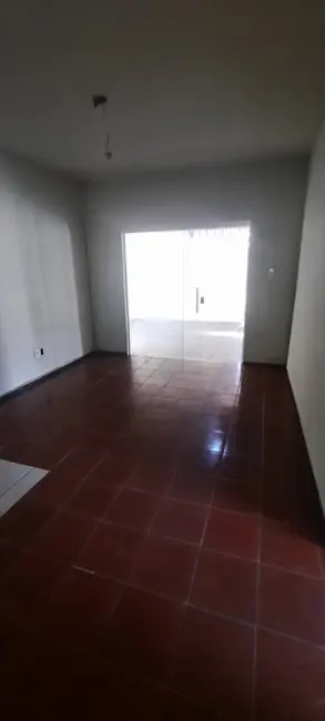 Foto 4 de Casa com 3 quartos à venda, 200m2 em Potim - SP