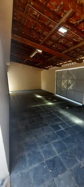 Foto 2 de Casa com 3 quartos à venda, 200m2 em Potim - SP