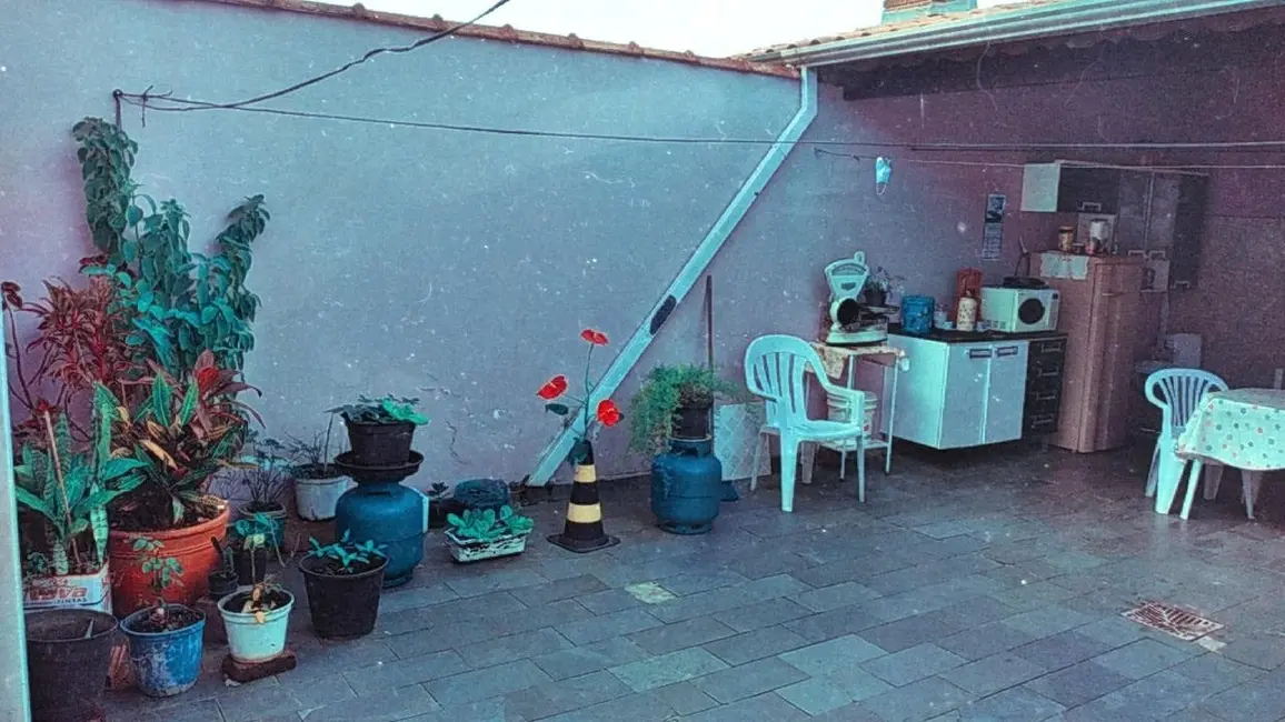 Foto 2 de Casa com 2 quartos à venda, 90m2 em Pindamonhangaba - SP