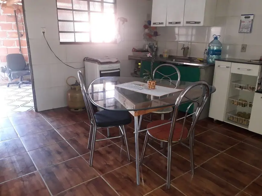 Foto 6 de Casa com 2 quartos à venda, 180m2 em Roseira - SP