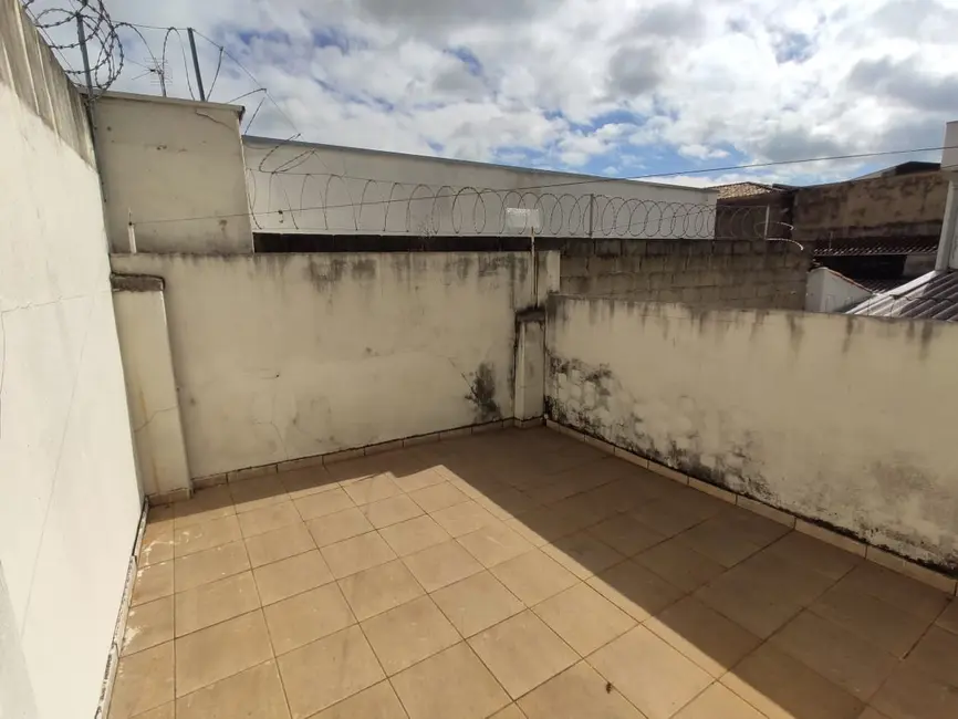Foto 8 de Casa com 2 quartos à venda, 180m2 em Centro, Taubate - SP