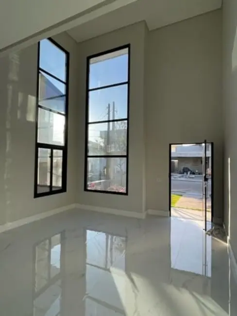 Foto 9 de Sobrado com 3 quartos à venda, 260m2 em Bairro do Grama, Cacapava - SP