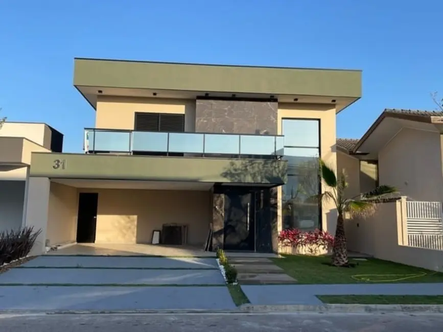 Foto 1 de Sobrado com 3 quartos à venda, 260m2 em Bairro do Grama, Cacapava - SP