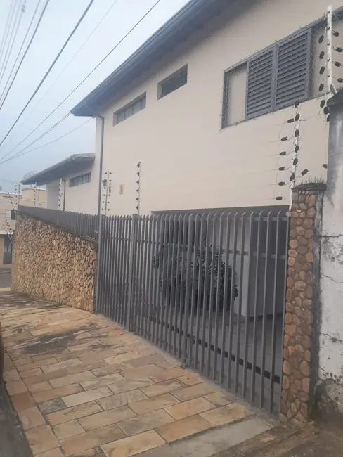 Foto 1 de Casa com 3 quartos à venda em Centro, Pindamonhangaba - SP