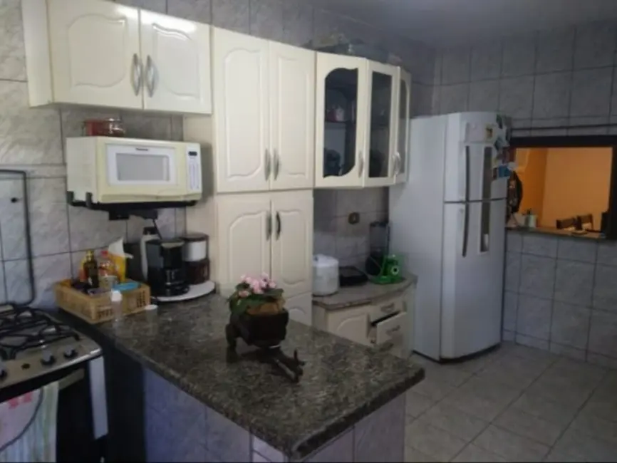 Casa com 3 quartos à venda, 210m2 em Bela Vista, Pindamonhangaba - SP - imagem 4 Foto 4 de Casa com 3 quartos à venda, 210m2 em Bela Vista, Pindamonhangaba - SP