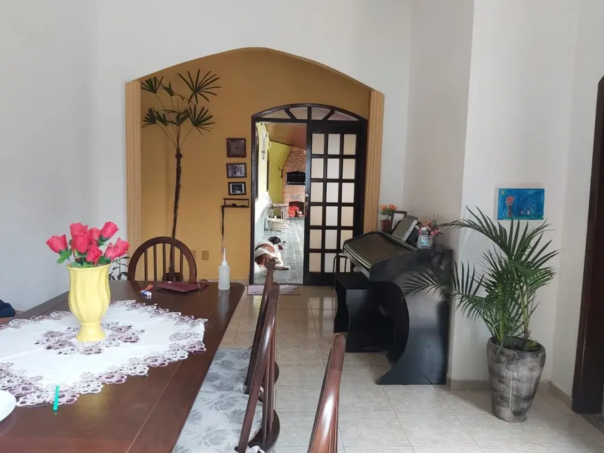 Casa com 2 quartos à venda, 120m2 em Vila Bela, Taubate - SP - imagem 8 Foto 8 de Casa com 2 quartos à venda, 120m2 em Vila Bela, Taubate - SP