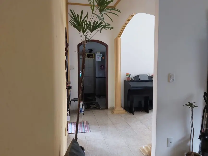 Foto 4 de Casa com 2 quartos à venda, 120m2 em Vila Bela, Taubate - SP