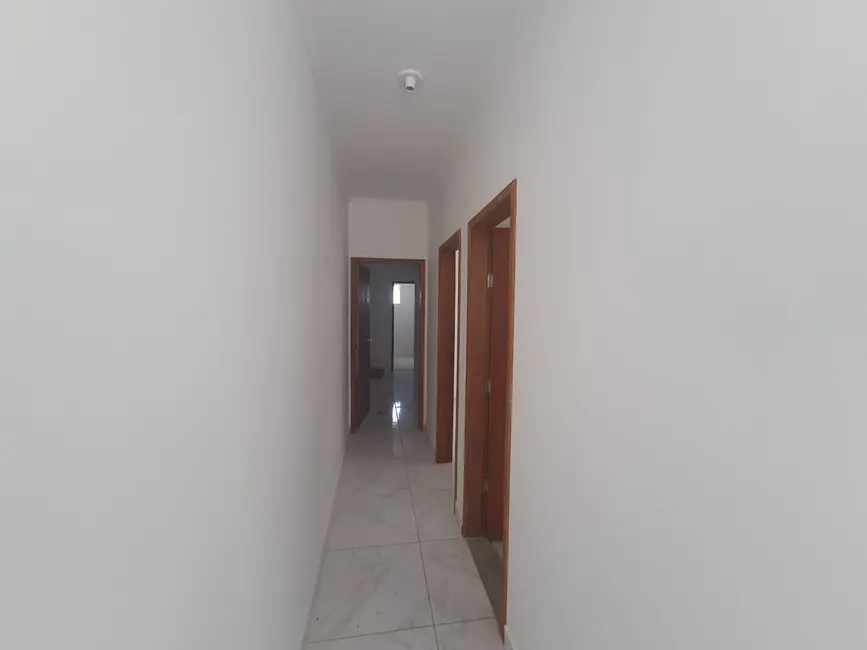 Foto 9 de Casa com 2 quartos à venda, 66m2 em Residencial Estoril, Taubate - SP