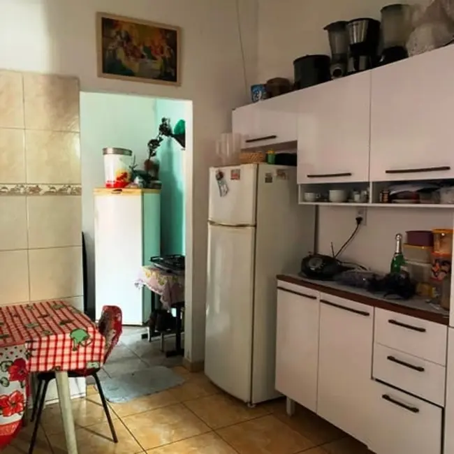 Foto 5 de Casa com 3 quartos à venda, 152m2 em Parque São Domingos, Pindamonhangaba - SP