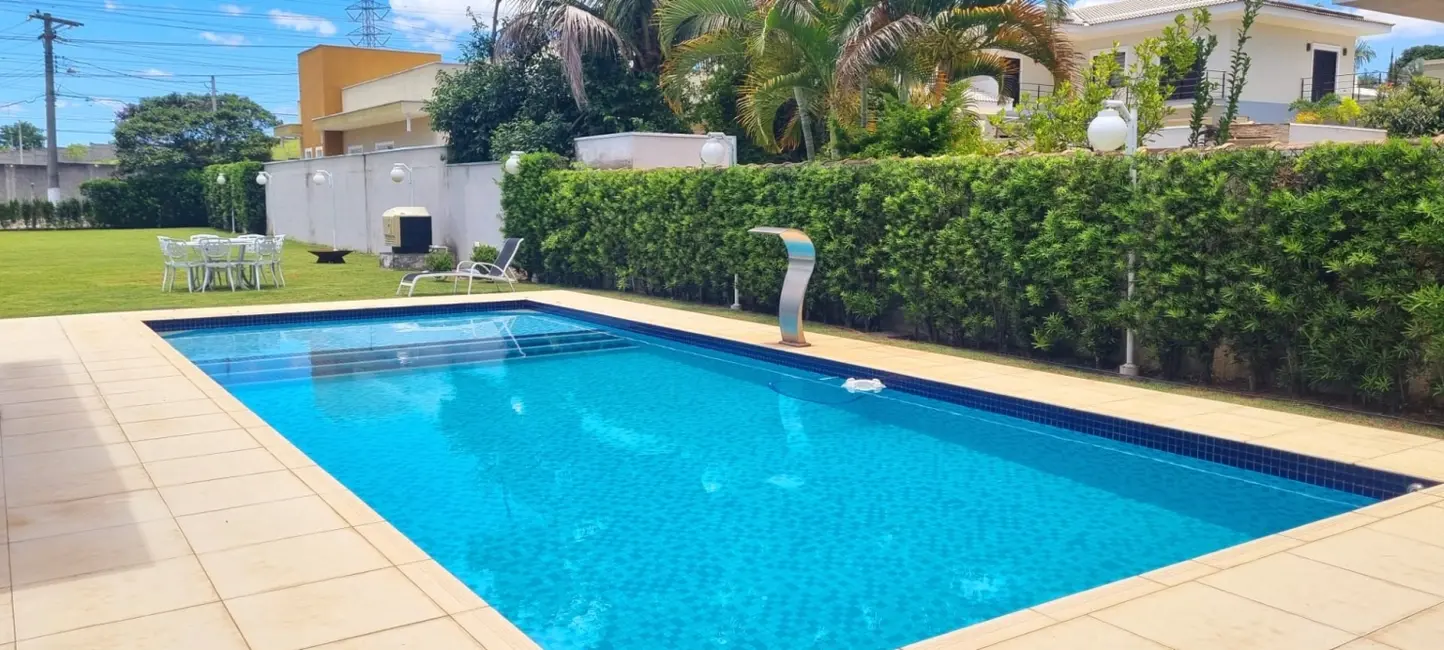 Foto 3 de Sobrado com 4 quartos à venda, 780m2 em Nossa Senhora do Perpétuo Socorro, Pindamonhangaba - SP