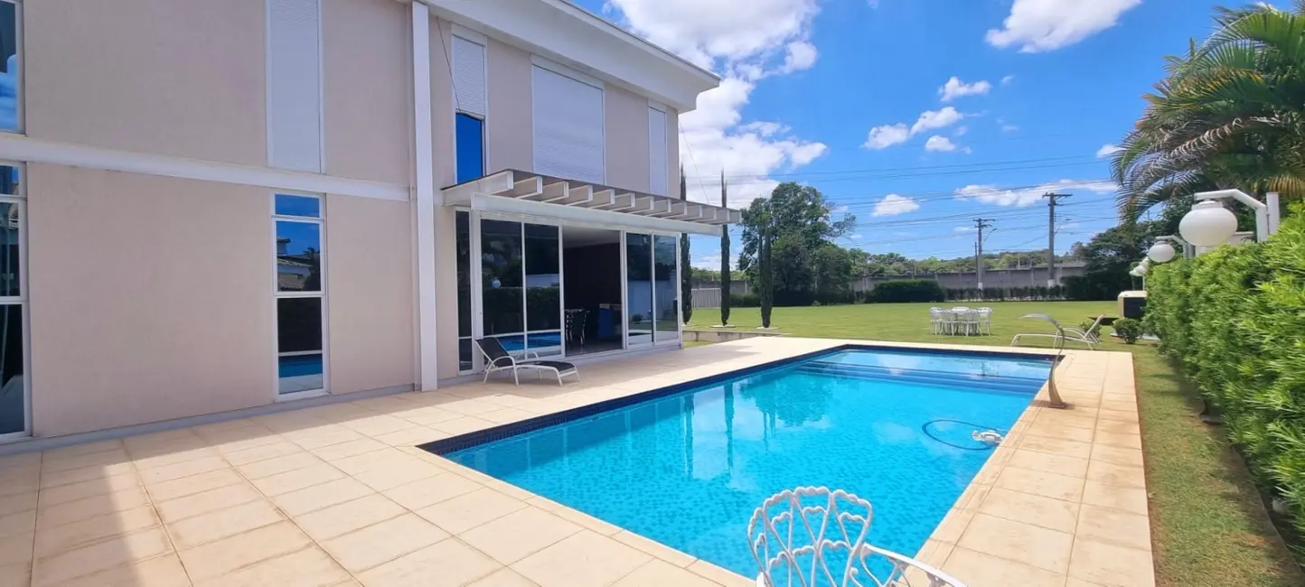 Foto 4 de Sobrado com 4 quartos à venda, 780m2 em Nossa Senhora do Perpétuo Socorro, Pindamonhangaba - SP