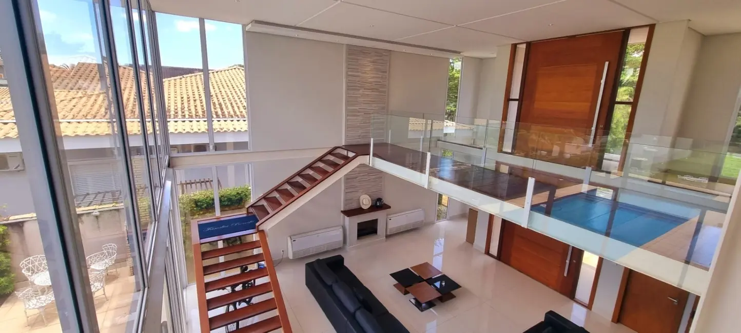 Foto 9 de Sobrado com 4 quartos à venda, 780m2 em Nossa Senhora do Perpétuo Socorro, Pindamonhangaba - SP