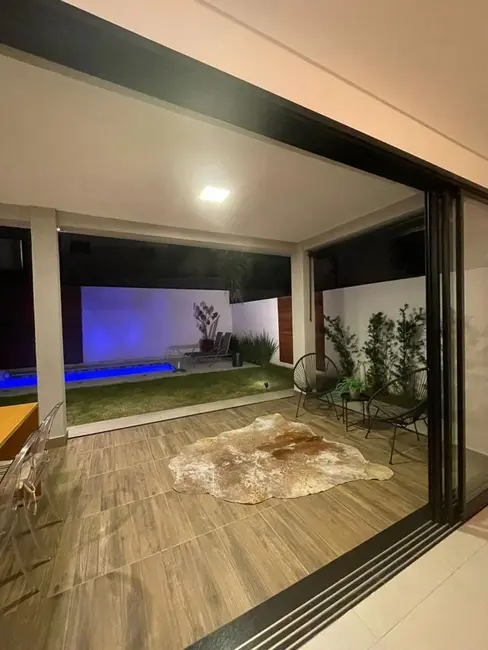 Foto 5 de Casa de Condomínio com 3 quartos à venda, 242m2 em Taubate - SP