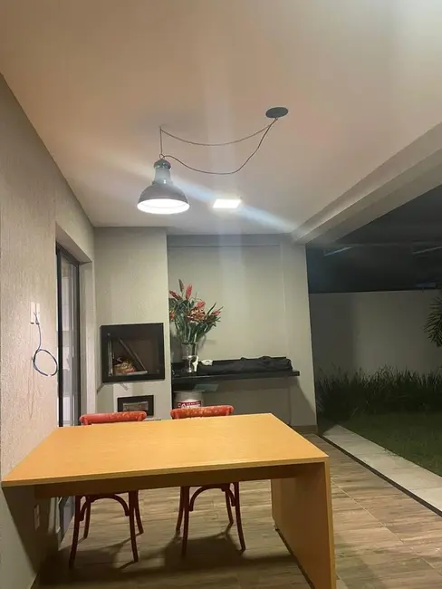 Foto 6 de Casa de Condomínio com 3 quartos à venda, 242m2 em Taubate - SP