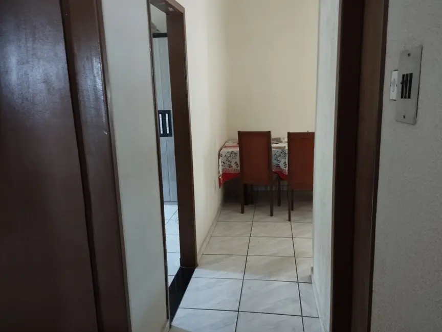 Foto 4 de Casa com 5 quartos à venda, 235m2 em Cidade Nova, Pindamonhangaba - SP