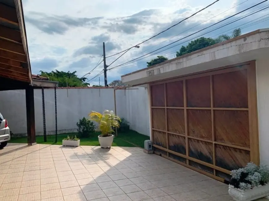 Foto 4 de Casa com 3 quartos à venda, 370m2 em Jardim Residencial Doutor Lessa, Pindamonhangaba - SP