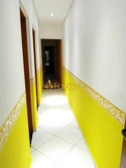 Foto 9 de Casa com 2 quartos à venda, 100m2 em Mombaça, Pindamonhangaba - SP
