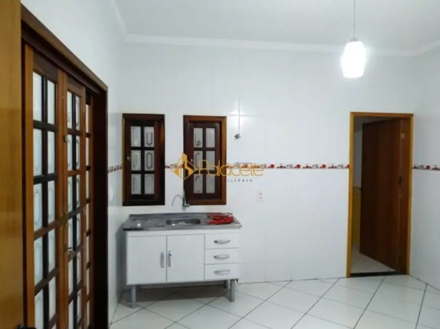 Foto 7 de Casa com 2 quartos à venda, 100m2 em Mombaça, Pindamonhangaba - SP