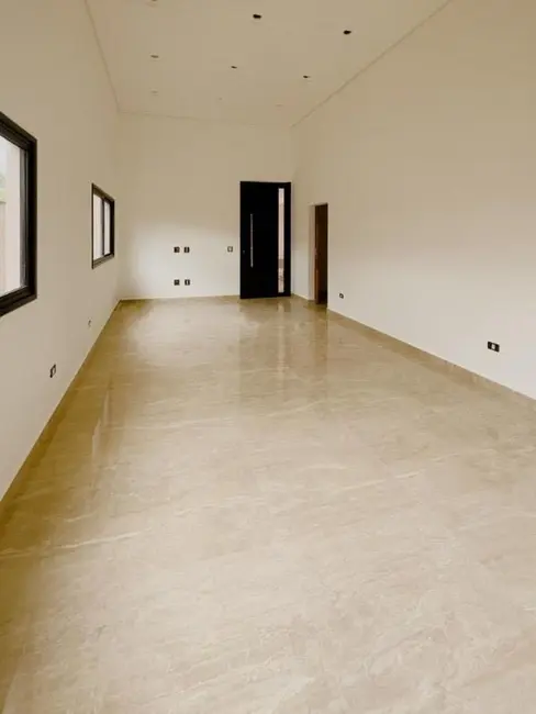 Foto 2 de Casa de Condomínio com 3 quartos à venda, 146m2 em Santa Cruz dos Lázaros, Jacarei - SP