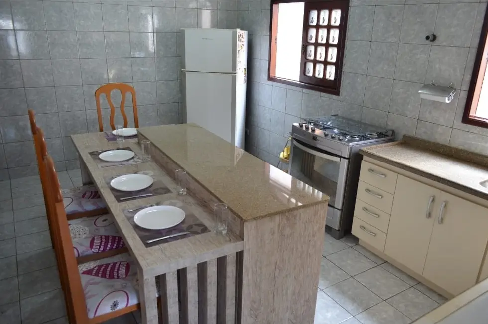 Foto 8 de Casa com 3 quartos à venda, 200m2 em Jardim Padre Rodolfo, Pindamonhangaba - SP