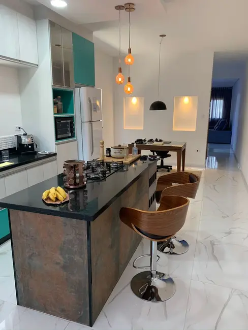 Foto 2 de Sobrado com 3 quartos à venda, 140m2 em Taubate - SP