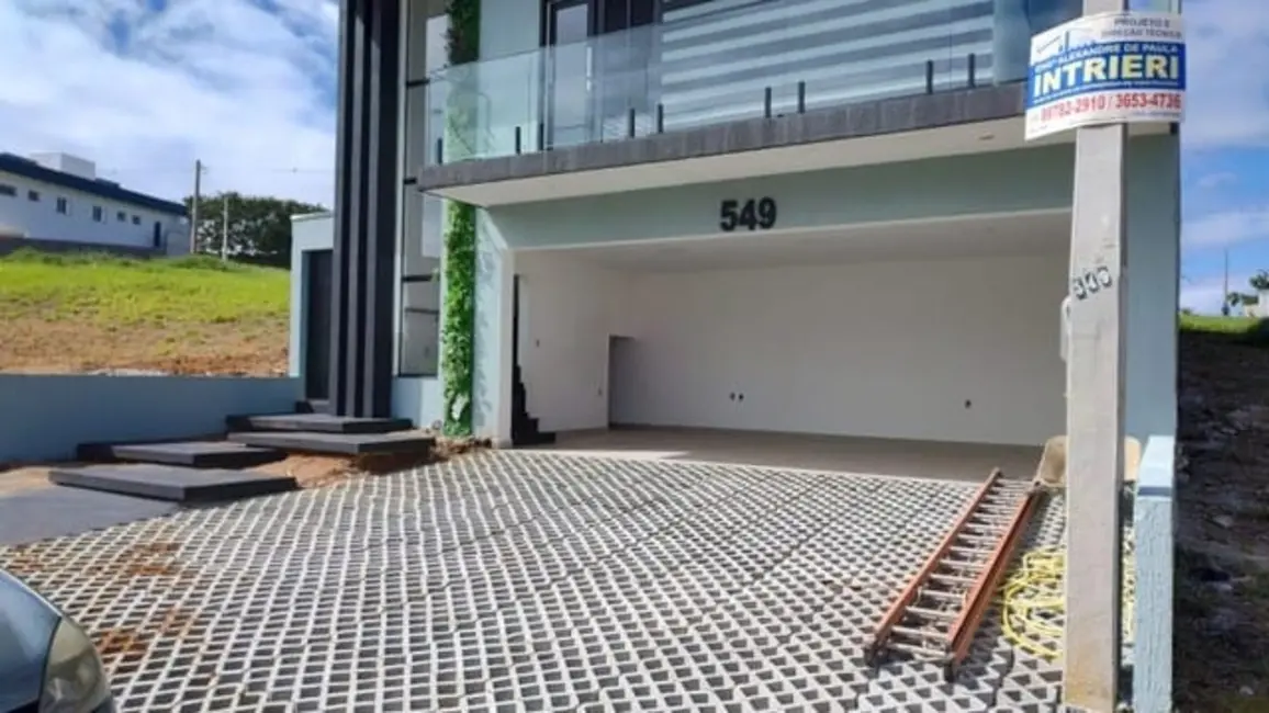 Sobrado com 3 quartos à venda, 163m2 em Caçapava Velha, Cacapava - SP - imagem 2 Foto 2 de Sobrado com 3 quartos à venda, 163m2 em Caçapava Velha, Cacapava - SP
