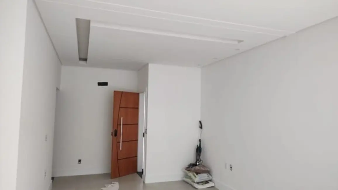 Foto 9 de Sobrado com 3 quartos à venda, 163m2 em Caçapava Velha, Cacapava - SP