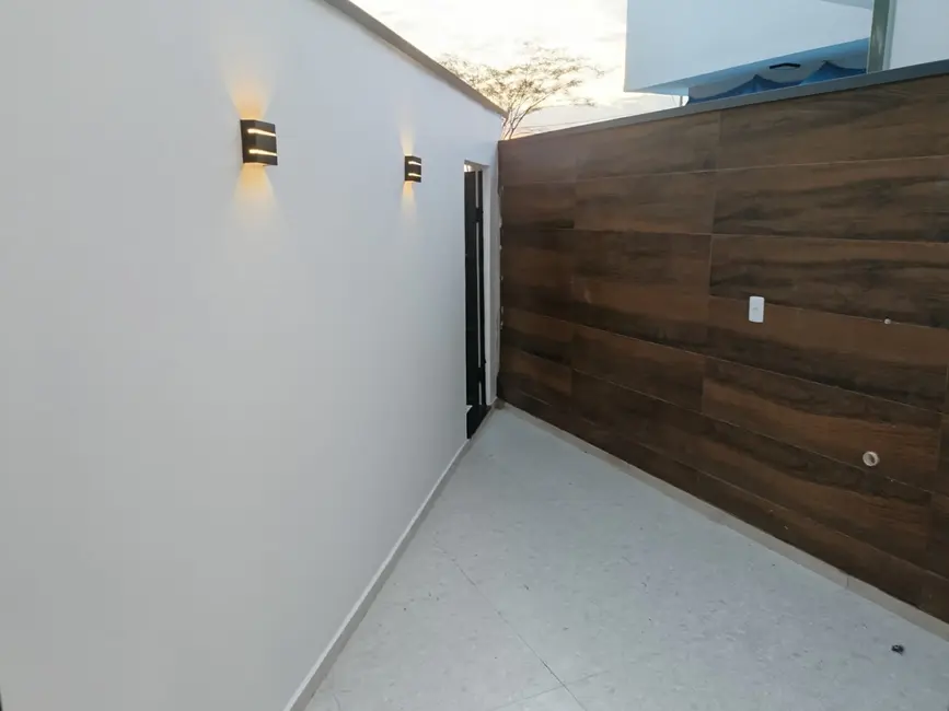 Foto 4 de Casa com 2 quartos à venda, 75m2 em Pindamonhangaba - SP