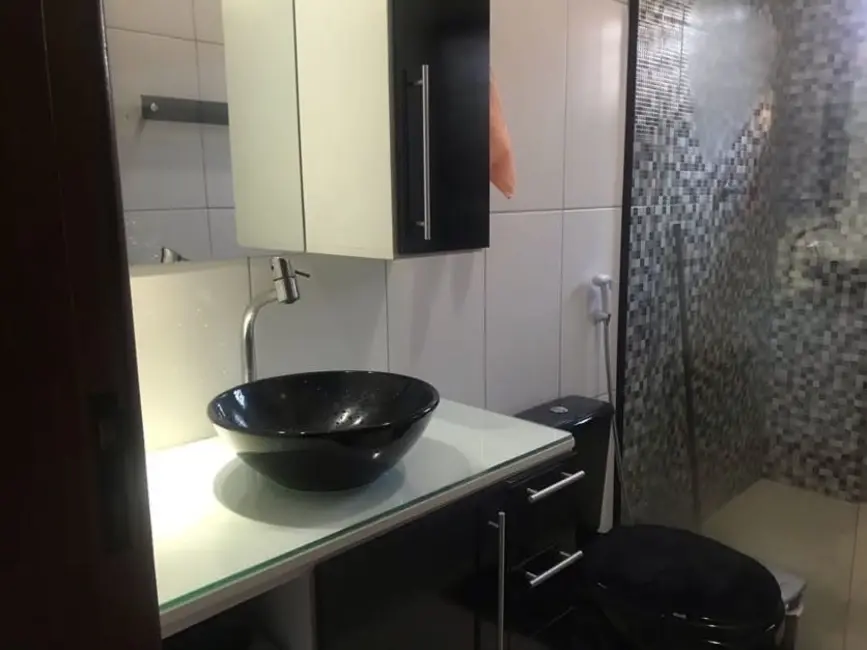 Foto 8 de Casa com 2 quartos à venda, 74m2 em Loteamento Residencial e Comercial Araguaia, Pindamonhangaba - SP