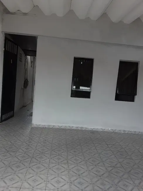 Foto 4 de Casa com 4 quartos à venda em Conjunto Residencial Araretama, Pindamonhangaba - SP