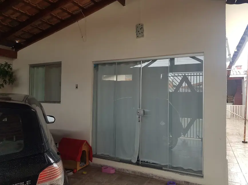 Foto 2 de Casa com 2 quartos à venda, 109m2 em Pindamonhangaba - SP