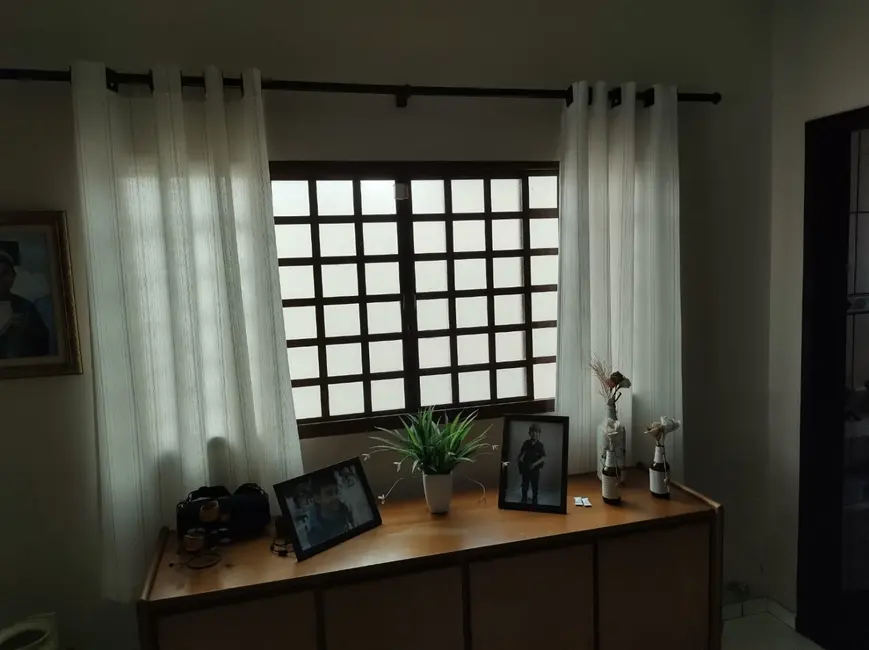 Foto 5 de Casa com 2 quartos à venda, 210m2 em Cidade Industrial, Lorena - SP