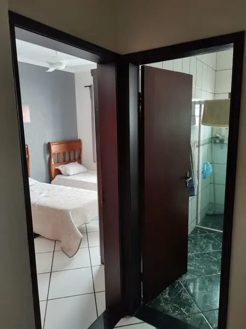 Foto 8 de Casa com 2 quartos à venda, 210m2 em Cidade Industrial, Lorena - SP