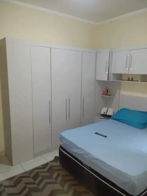 Foto 3 de Casa com 2 quartos à venda, 100m2 em Conjunto Residencial Araretama, Pindamonhangaba - SP