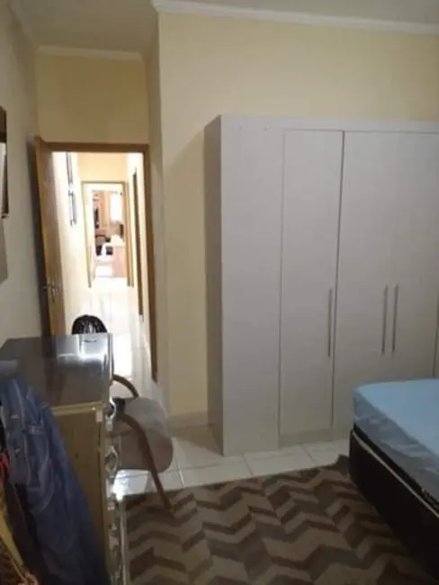 Foto 4 de Casa com 2 quartos à venda, 100m2 em Conjunto Residencial Araretama, Pindamonhangaba - SP