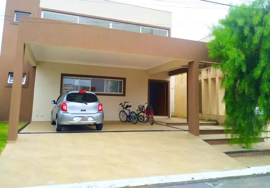 Foto 1 de Casa de Condomínio com 3 quartos à venda, 290m2 em Tremembe - SP