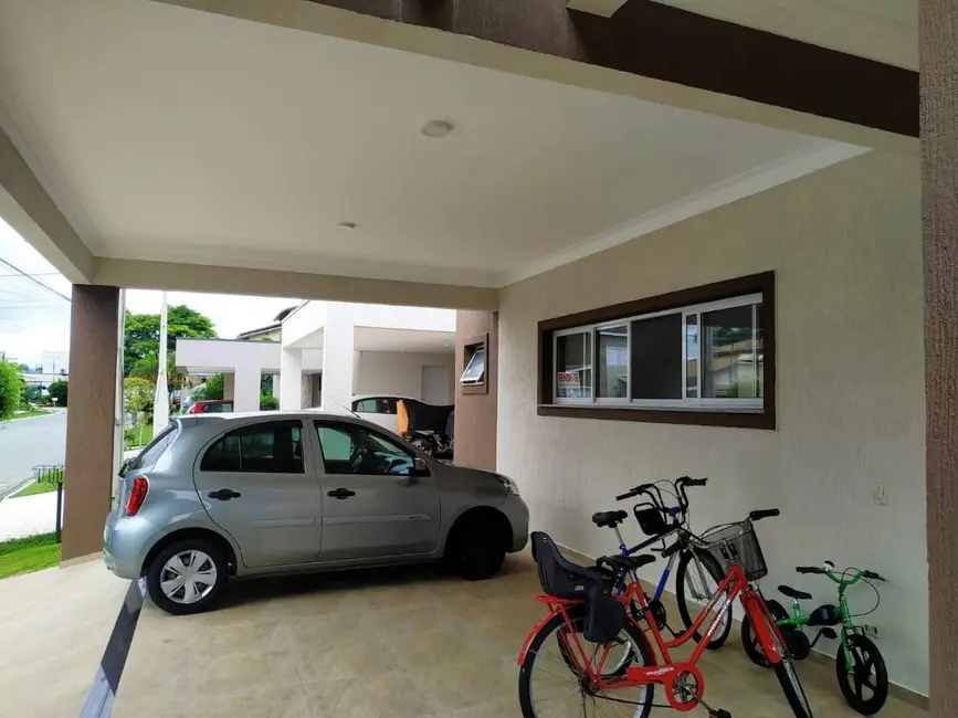 Foto 3 de Casa de Condomínio com 3 quartos à venda, 290m2 em Tremembe - SP