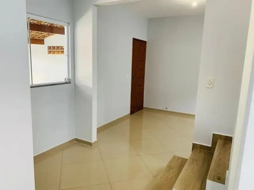 Foto 1 de Casa com 2 quartos à venda, 85m2 em Jardim Gurilândia, Taubate - SP