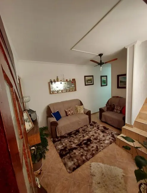 Foto 5 de Casa com 4 quartos à venda, 200m2 em Triângulo, Pindamonhangaba - SP