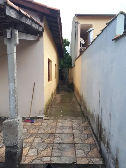 Foto 2 de Casa com 2 quartos à venda, 90m2 em Residencial e Comercial Vila Verde, Pindamonhangaba - SP